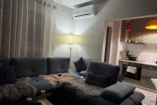 Shtepi me qera Apartament ne Tirane, 1+1, Mobilimi E mobiluar, Pagesa 400  Euro.