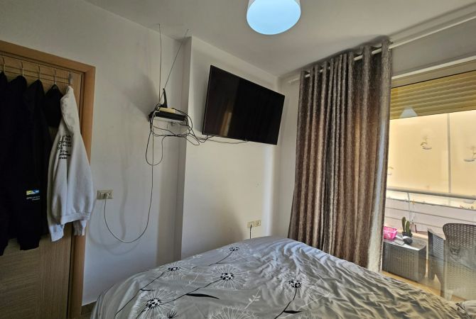 Shtepi me qera Apartament ne Tirane, 1+1, Mobilimi E mobiluar, Pagesa 35,000  Leke.