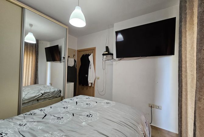 Shtepi me qera Apartament ne Tirane, 1+1, Mobilimi E mobiluar, Pagesa 35,000  Leke.