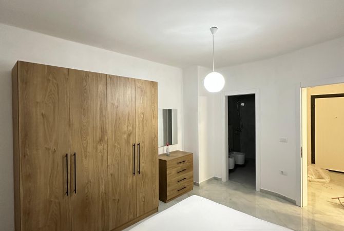 Shtepi me qera Apartament ne Tirane, 2+1, Mobilimi E mobiluar, Pagesa 60,000  Leke.