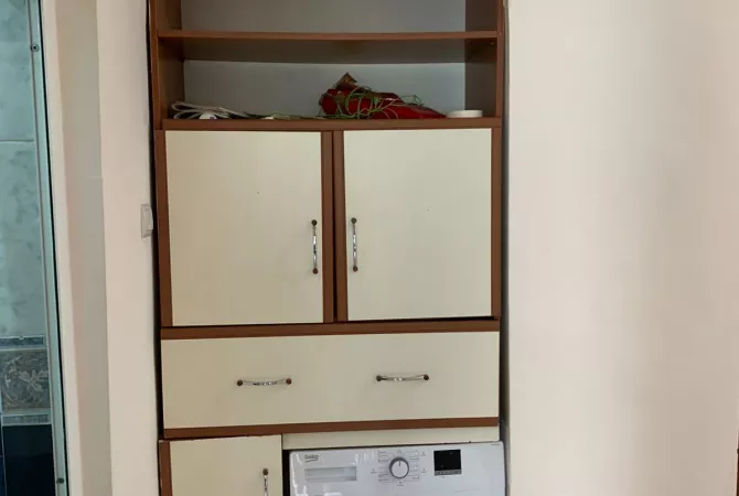 Shtepi me qera Apartament ne Tirane, 2+1, Mobilimi E mobiluar, Pagesa 550  Euro.
