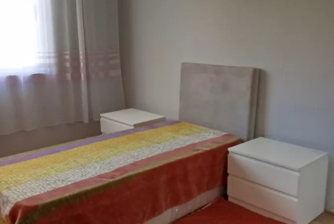 Shtepi me qera 2+1 ne Tirane - 45,000 Leke