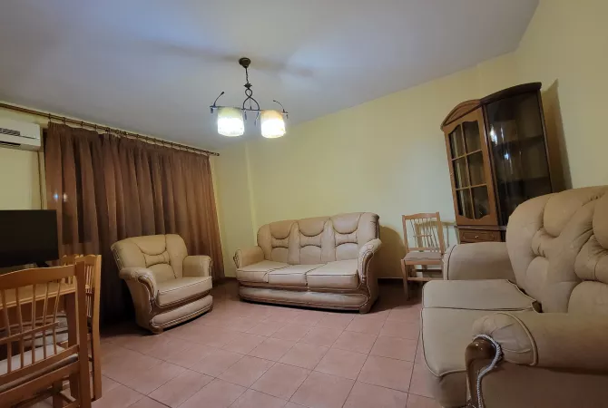 Shtepi me qera Apartament ne Tirane, 1+1, Mobilimi E mobiluar, Pagesa 550  Euro.