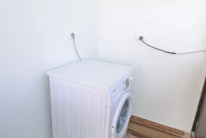 Shtepi ne shitje Apartament ne Durres, 1+1, Mobilimi E mobiluar, Pagesa 58,000  Euro.