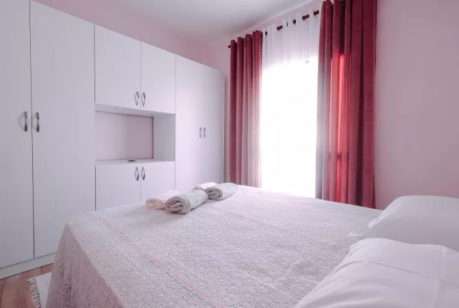 Shtepi ne shitje Apartament ne Durres, 1+1, Mobilimi E mobiluar, Pagesa 58,000  Euro.