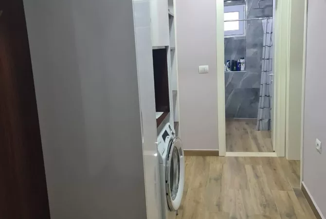 Shtepi ne shitje Apartament ne Tirane, 2+1, Mobilimi E mobiluar, Pagesa 199,500  Euro.
