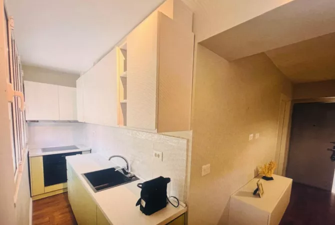 Shtepi me qera 1+1 ne Tirane - 400 Euro