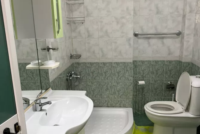 Shtepi me qera 1+1 ne Tirane - 55,000 Leke