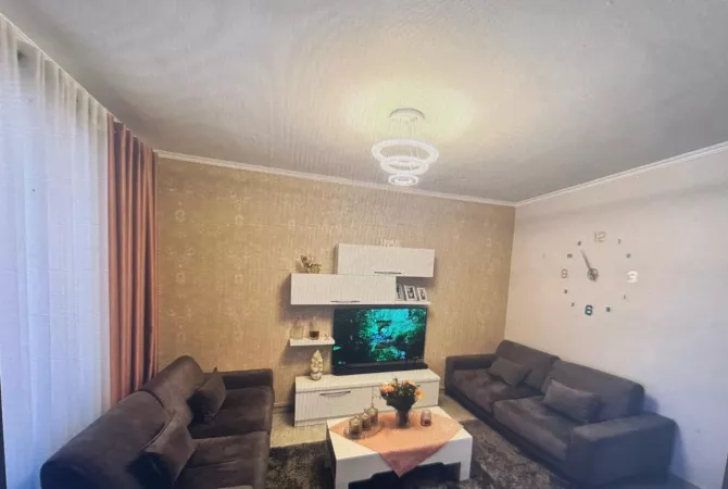 Shtepi me qera Apartament ne Tirane, 1+1, Mobilimi E mobiluar, Pagesa 55,000  Leke.