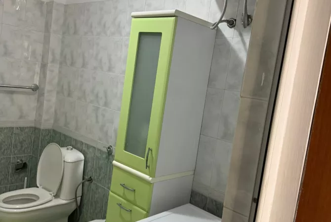 Shtepi me qera Apartament ne Tirane, 1+1, Mobilimi E mobiluar, Pagesa 55,000  Leke.