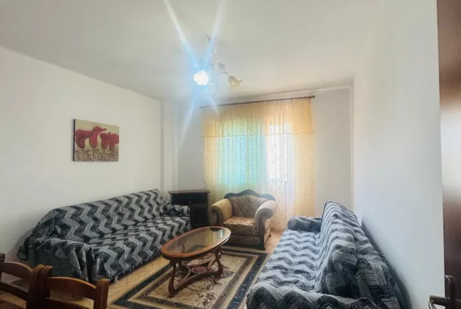 Shtepi me qera Apartament ne Tirane, 1+1, Mobilimi E mobiluar, Pagesa 45,000  Leke.