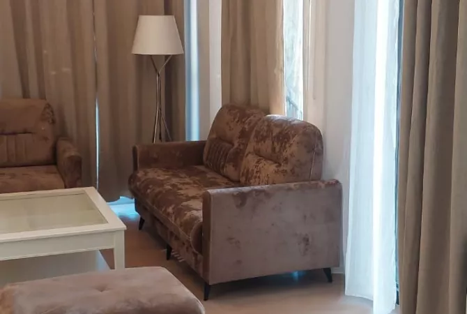 Shtepi me qera 2+1 ne Tirane - 650 Euro