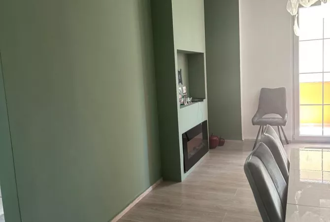 Shtepi me qera Apartament ne Tirane, 2+1, Mobilimi E mobiluar, Pagesa 600  Euro.