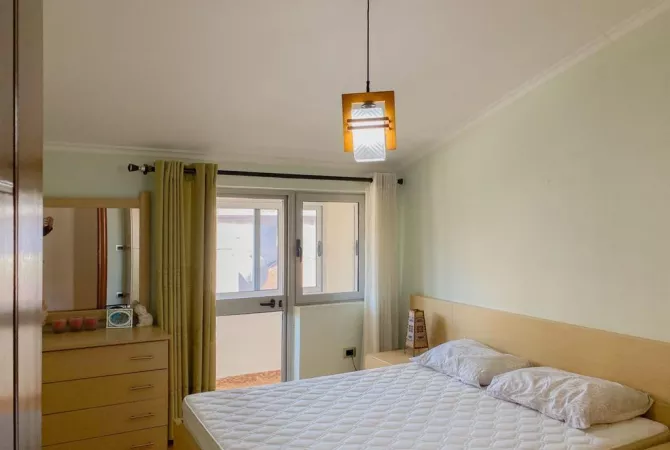 Shtepi me qera Apartament ne Tirane, 2+1, Mobilimi E mobiluar, Pagesa 700  Euro.