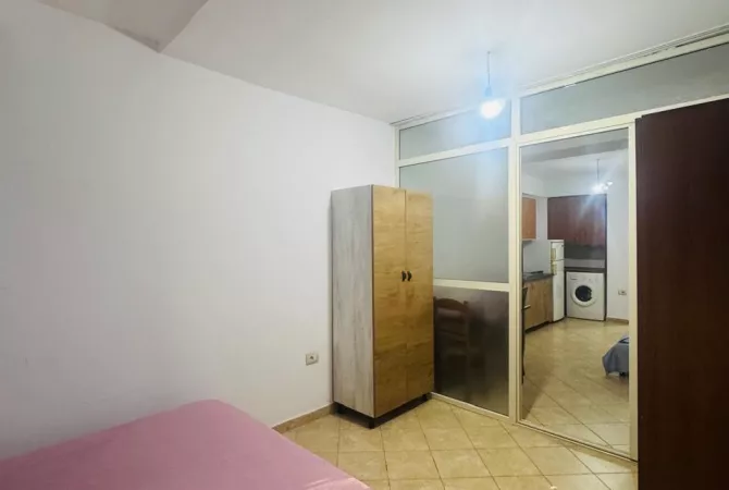 House for Rent 1+1 in Tirana - 40,000 Leke