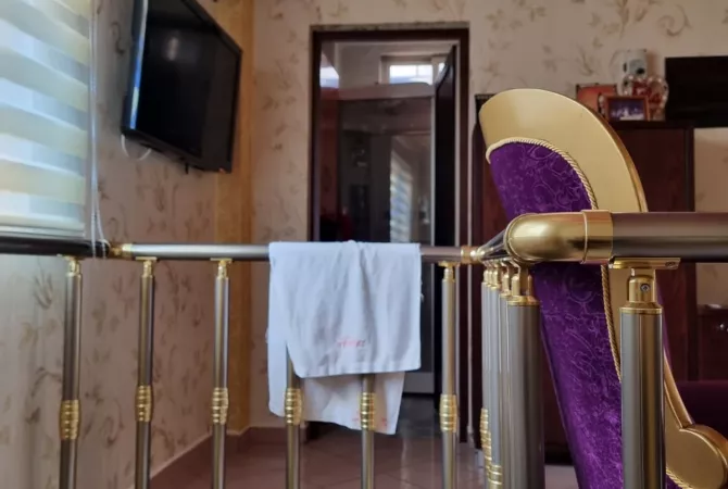  Jepet me qera ambient biznesi