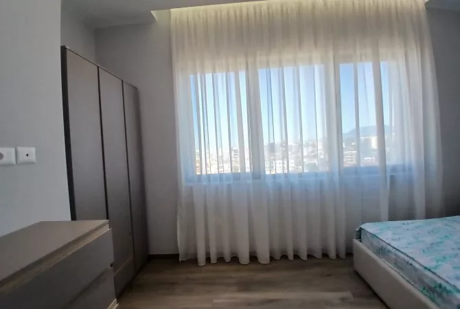 Shtepi me qera Apartament ne Tirane, 1+1, Mobilimi E mobiluar, Pagesa 550  Euro.