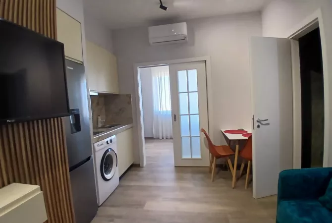 Shtepi me qera Apartament ne Tirane, 1+1, Mobilimi E mobiluar, Pagesa 550  Euro.