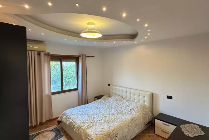 Shtepi me qera Apartament ne Tirane, 2+1, Mobilimi E mobiluar, Pagesa 400  Euro.