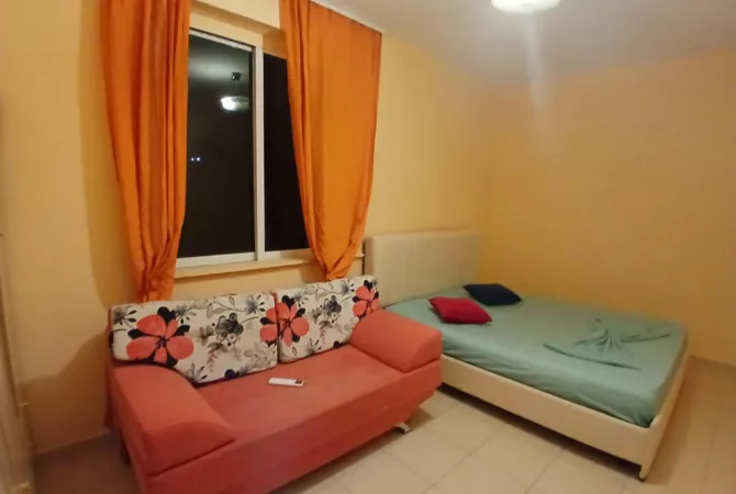 Shtepi me qera 1+1 ne Tirane - 480 Euro