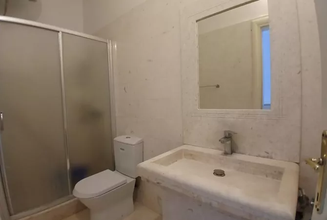 Shtepi me qera 2+1 ne Tirane - 600 Euro