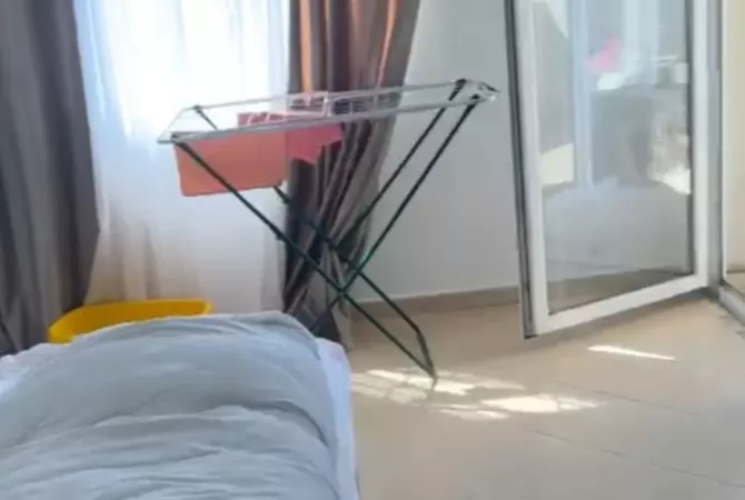 Shtepi me qera Apartament ne Tirane, 1+1, Mobilimi Pjeserisht e mobiluar, Pagesa 500  Euro.