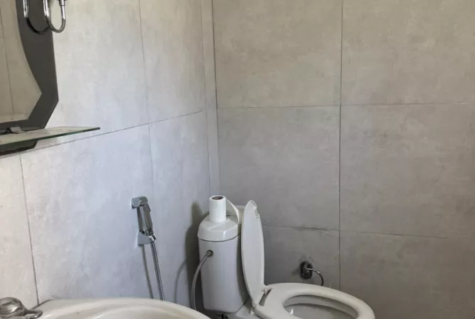 Shtepi me qera Apartament ne Tirane, 2+1, Mobilimi E mobiluar, Pagesa 450  Euro.