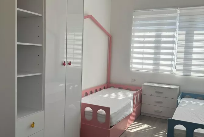 Shtepi me qera Apartament ne Tirane, 2+1, Mobilimi E mobiluar, Pagesa 550  Euro.