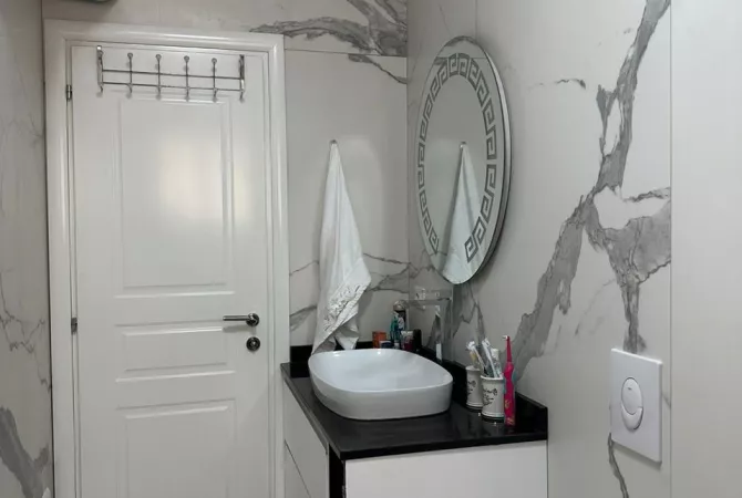 Shtepi me qera Apartament ne Tirane, 2+1, Mobilimi E mobiluar, Pagesa 550  Euro.