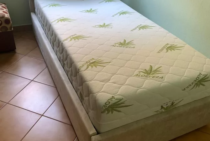 Shtepi me qera Apartament ne Tirane, 3+1, Mobilimi E mobiluar, Pagesa 600  Euro.