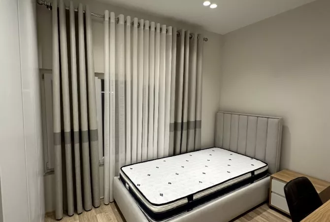 Shtepi me qera Apartament ne Tirane, 2+1, Mobilimi E mobiluar, Pagesa 600  Euro.