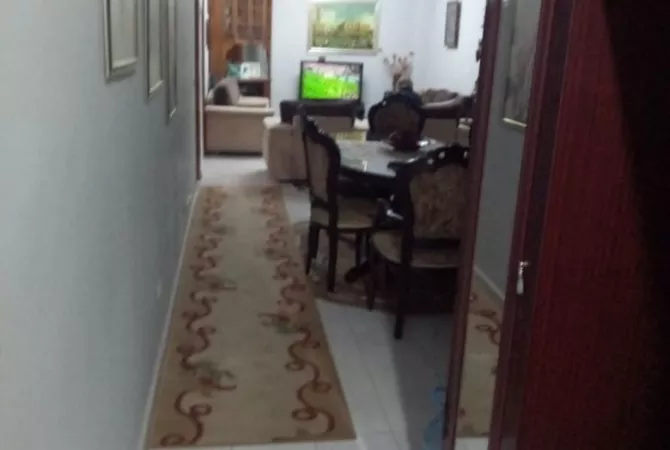 Shtepi me qera Apartament ne Tirane, 2+1, Mobilimi E mobiluar, Pagesa 55,000  Leke.