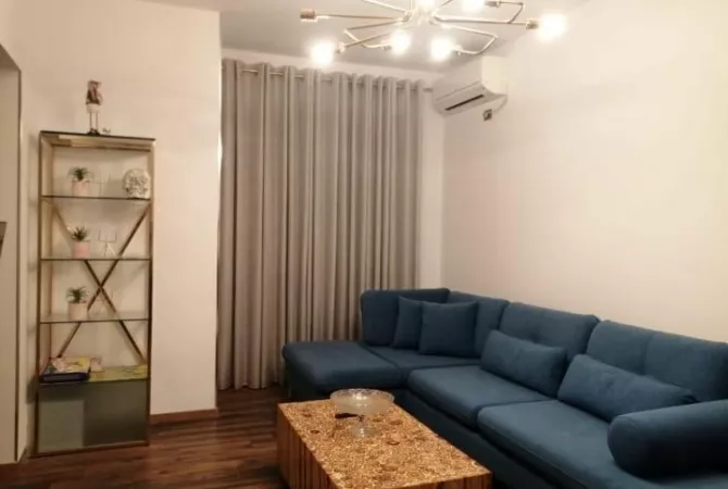Shtepi me qera 2+1 ne Tirane - 55,000 Leke