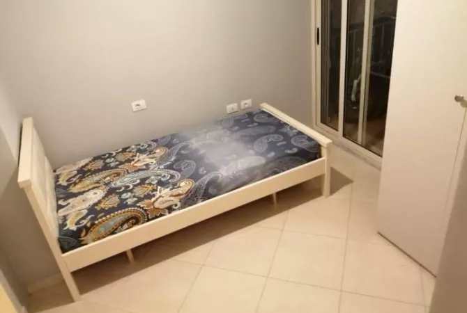 Shtepi me qera Apartament ne Tirane, 2+1, Mobilimi E mobiluar, Pagesa 55,000  Leke.