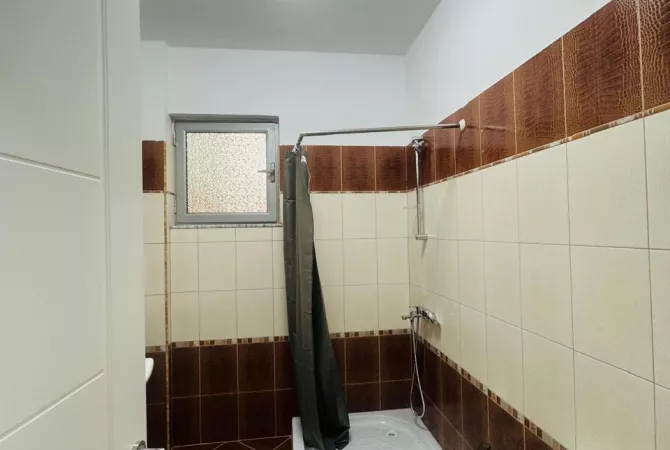 Shtepi me qera 2+1 ne Tirane - 550 Euro