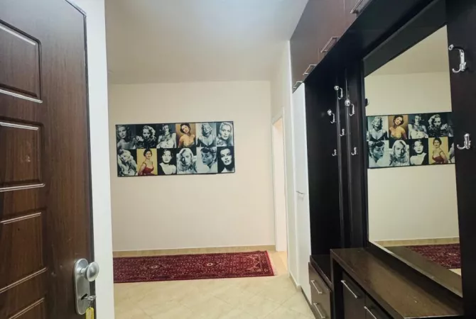 Shtepi me qera Apartament ne Tirane, 2+1, Mobilimi E mobiluar, Pagesa 550  Euro.