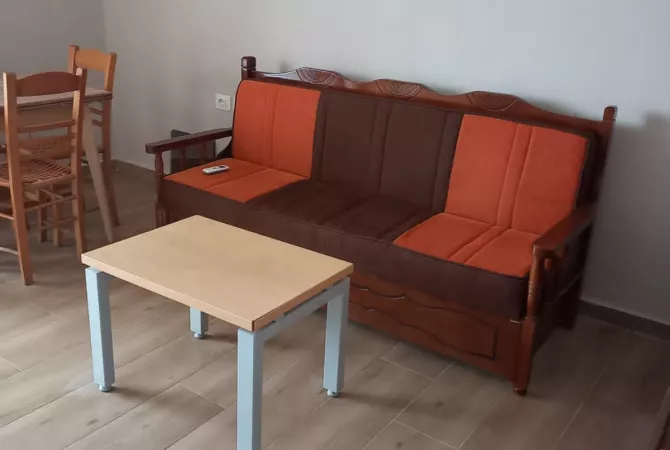 Shtepi me qera Apartament ne Tirane, 2+1, Mobilimi E mobiluar, Pagesa 50,000  Leke.