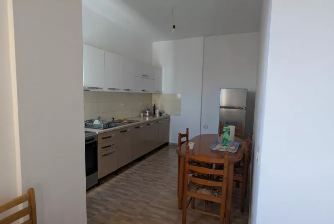Shtepi me qera 2+1 ne Tirane - 35,000 Leke