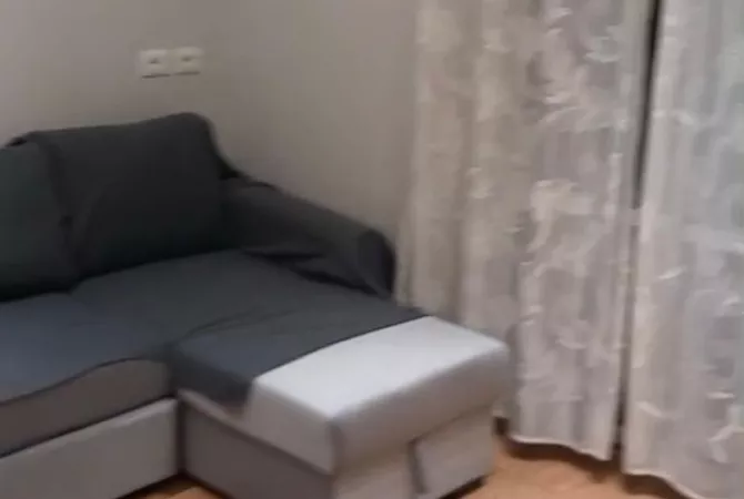 Shtepi me qera Apartament ne Tirane, 1+1, Mobilimi E mobiluar, Pagesa 55,000  Leke.