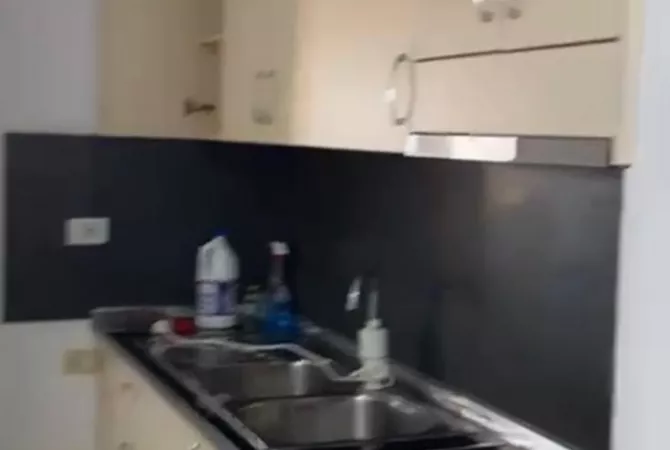 Shtepi me qera 1+1 ne Tirane - 42,000 Leke