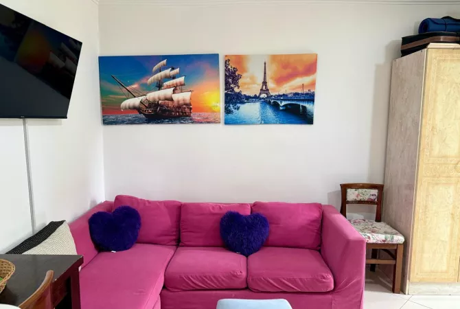 Shtepi me qera Apartament ne Tirane, Garsoniere, Mobilimi E mobiluar, Pagesa 55,000  Leke.