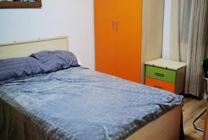 Shtepi me qera 2+1 ne Tirane - 60,000 Leke