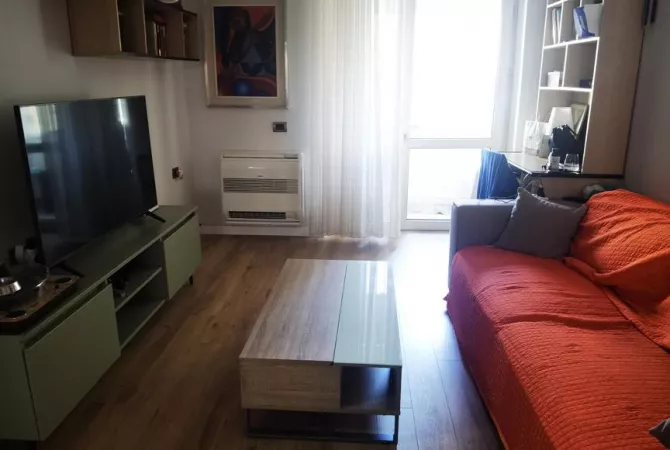 Shtepi me qera Apartament ne Tirane, 2+1, Mobilimi E mobiluar, Pagesa 60,000  Leke.