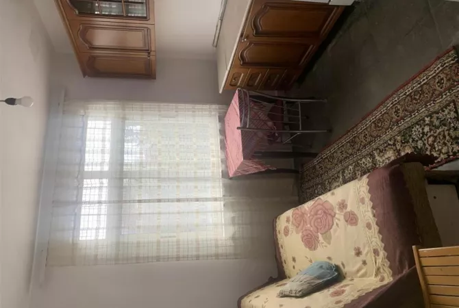 Shtepi me qera Apartament ne Tirane, 2+1, Mobilimi E mobiluar, Pagesa 45,000  Leke.