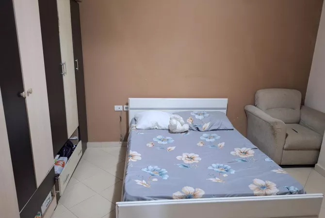 Shtepi me qera 1+1 ne Tirane - 40,000 Leke