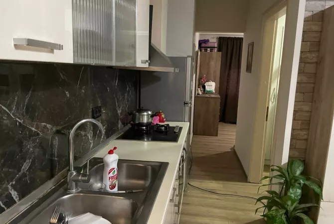 Shtepi me qera 2+1 ne Tirane - 58,000 Leke