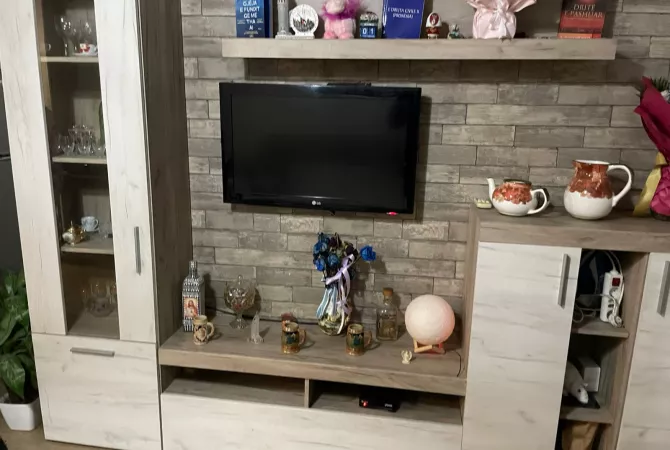 Shtepi me qera Apartament ne Tirane, 2+1, Mobilimi E mobiluar, Pagesa 58,000  Leke.