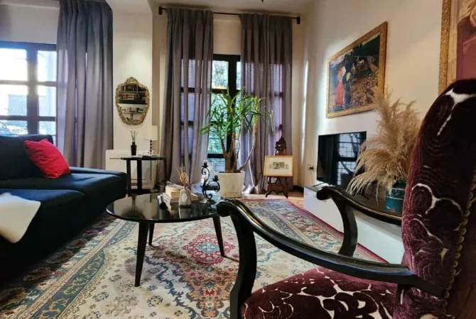 Shtepi me qera Apartament ne Tirane, 2+1, Mobilimi E mobiluar, Pagesa 70,000  Leke.