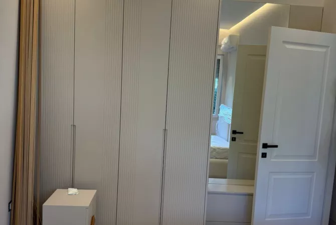 Shtepi me qera Apartament ne Tirane, 1+1, Mobilimi E mobiluar, Pagesa 70,000  Leke.