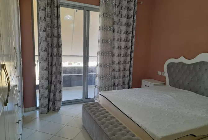 Shtepi me qera Apartament ne Tirane, 2+1, Mobilimi E mobiluar, Pagesa 500  Euro.